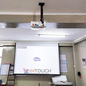 ECRAN ELECTRICO 4.00 X 3.00 METROS