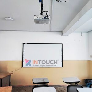 Pizarra Digital 92 pulgadas intouch
